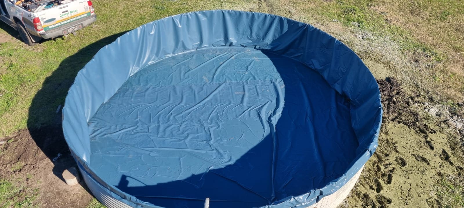 Funda azul a medida para tanque australiano